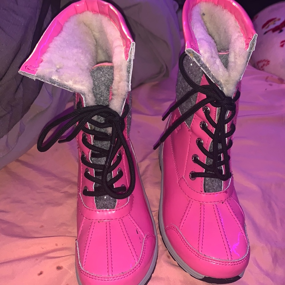 Ugg shoes